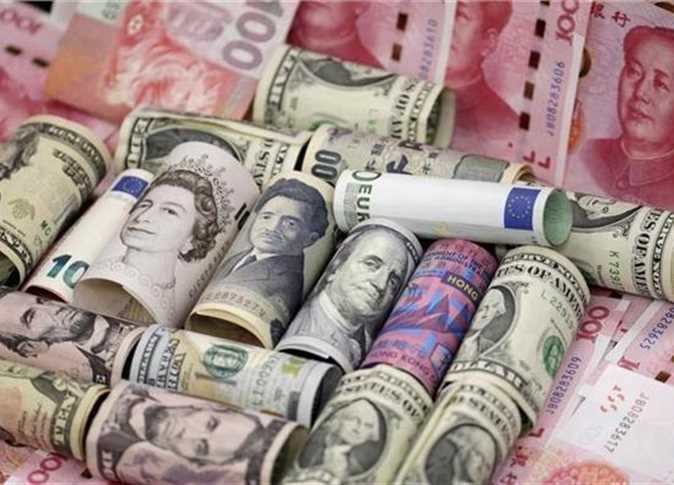 اسعار العملات اليوم مقابل الجنية المصري في البنوك المصرية في أول يوم عمل بعد قرار  البنك المركزي