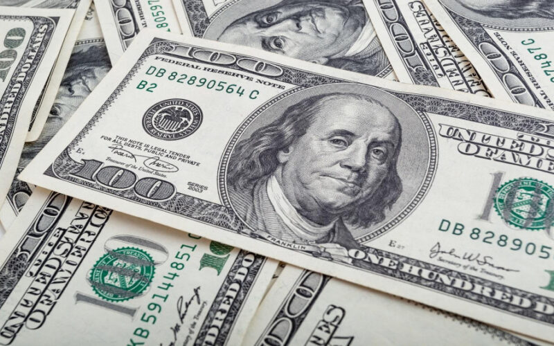 الـ 100 دولار بكام ؟ .. سعر الدولار اليوم مقابل الجنيه المصري الأثنين 27 مايو 2024 في مختلف البنوك المصرية والسوق السوداء