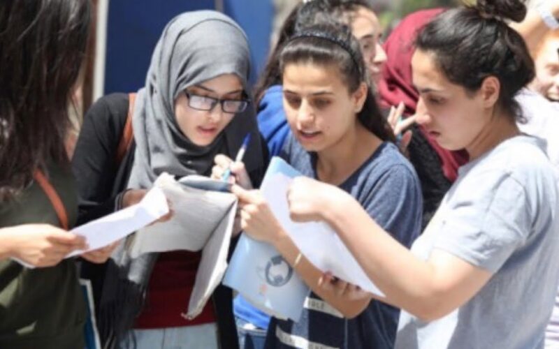 ” جميع المواد pdf ” تحميل النماذج الاسترشادية لامتحانات الثانوية العامة 2024 وجول امتحانات الشعبتين الأدبية والعلمية