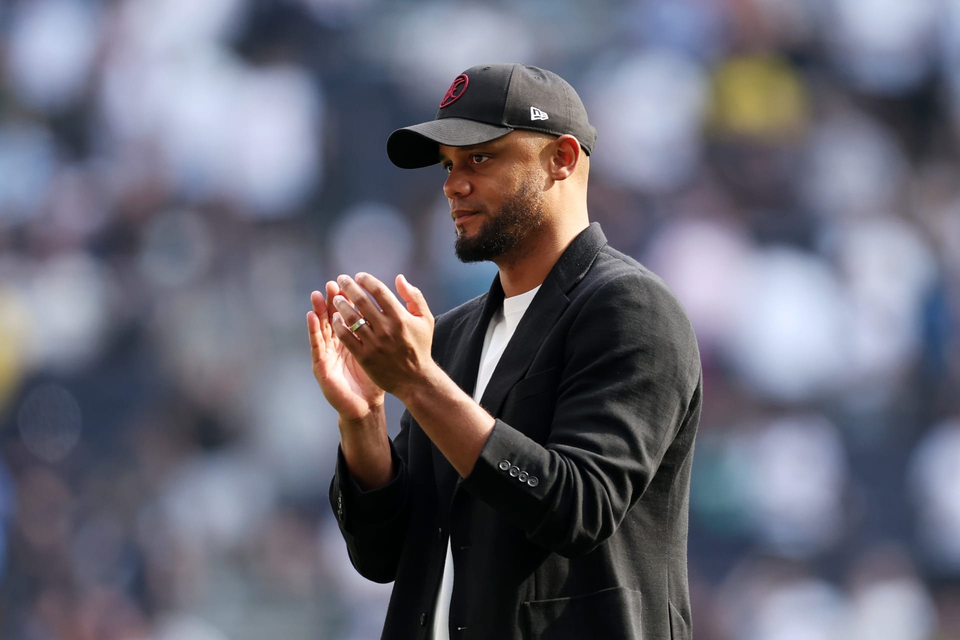 “بكام يورو” كم راتب كومباني في بايرن ميونخ المدير الفنى لنادي بايرن ميونخ الألماني