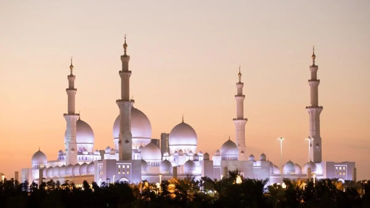 “العيد فرحة” موعد صلاة عيد الاضحي 2024.. الاجازات الرسمية المتبقية لهذا العام