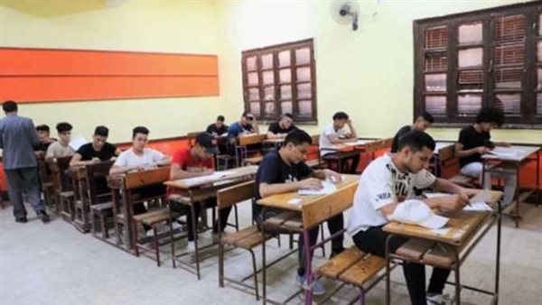 “بالتفاصيل” جدول امتحانات الثانوية العامة 2024 للشعبتين وموعد إجازة عيد الأضحي 2024