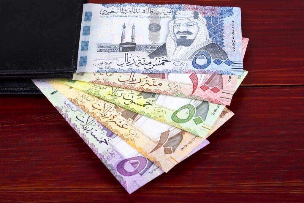 “بكام الريال” تعرف على سعر الريال مقابل الجنية المصري اليوم الاربعاء 19 يونيو 2024