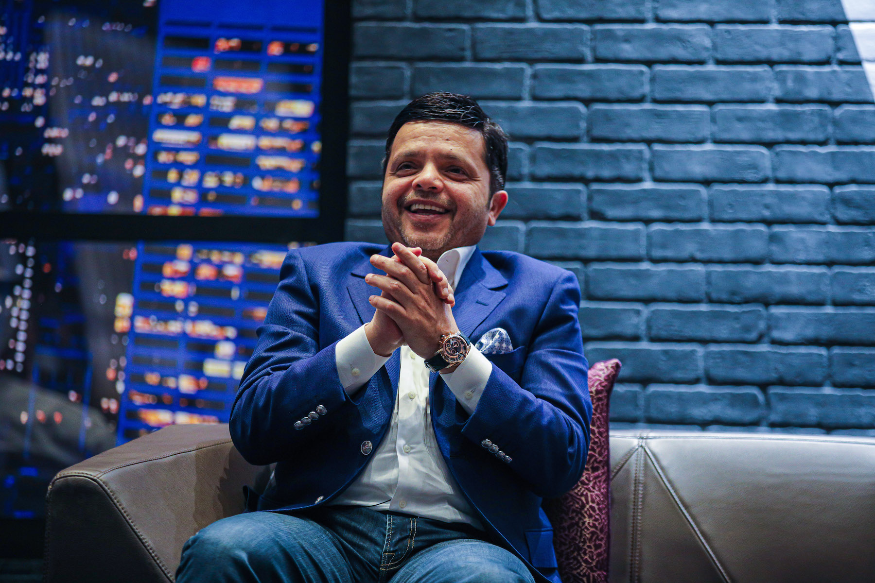 “اثارة جدل من تركى ال شيخ” فيلم الاسترليني محمد هنيدي والتفاصيل المعلنة عن فيلم الاسترليني واخر اعمال الفنان محمد هنيدى