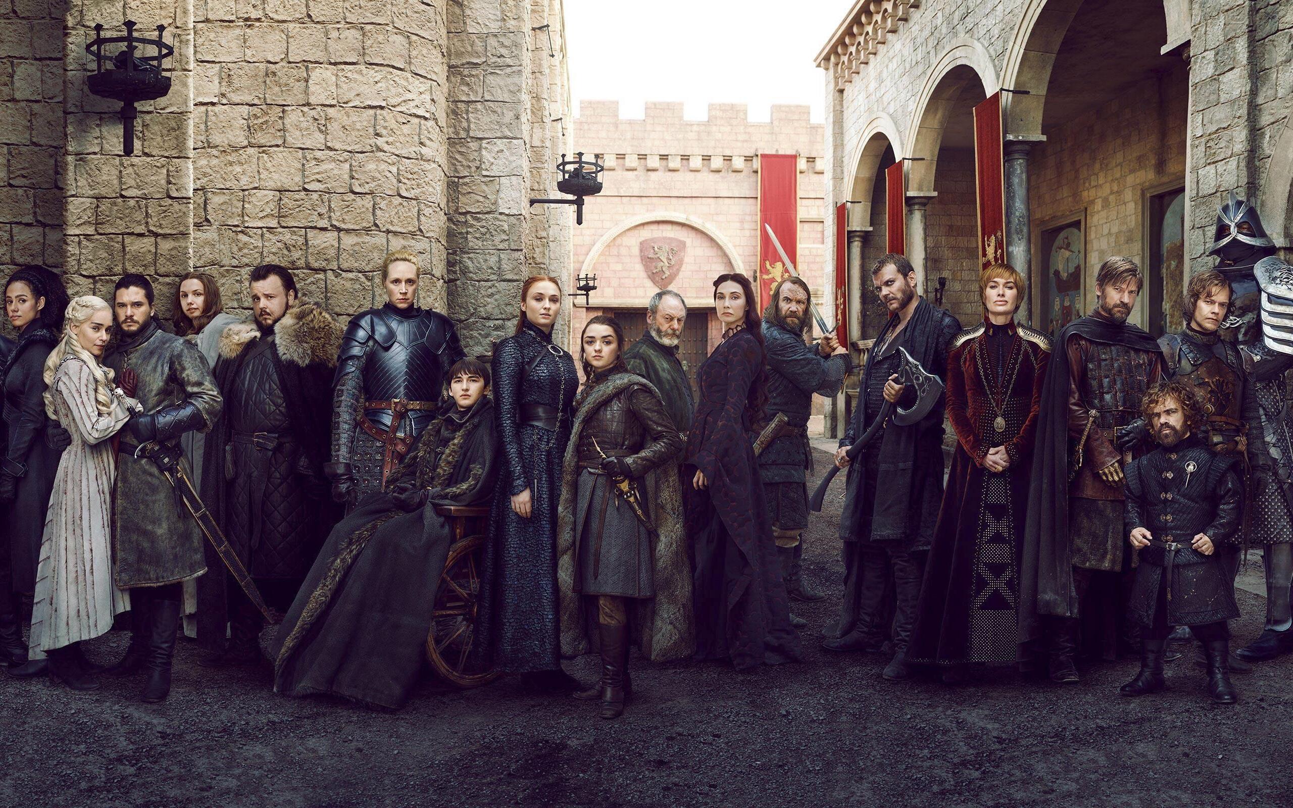 “ايميليا كلارك” game of thrones وخبر وقف انتاج المسلسل وشبكة قنوات HBO