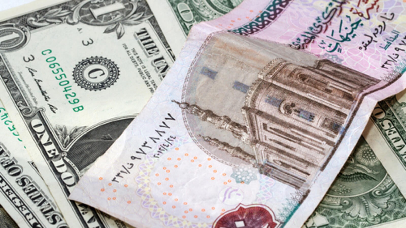 إستقرار سعر الدولار مقابل الجنيه المصري اليوم 2 يونيو 2024 في السوق السوداء والبنوك المصرية