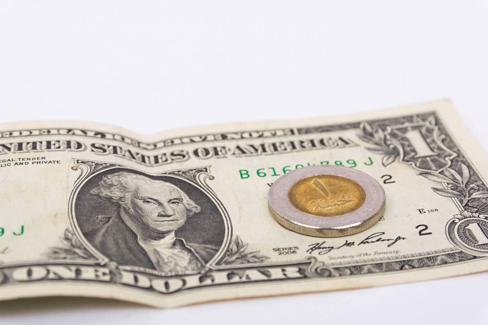 “الاخضر ثالث ايام عيد الاضحى “سعر الدولار مقابل الجنيه المصري اليوم 18 يونيو 2024 وسجلات سعر الدولار مقابل الجنية المصري فى بنك قناة السويس والبنك الاهلى ومختلف البنوك المصرية الاخرى