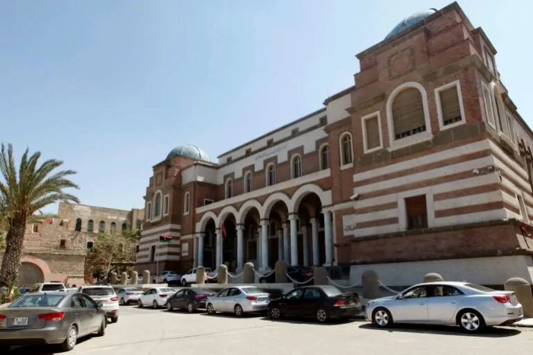 غرضك سفر ولا علاج! .. رابط حجز 4000 دولار مصرف ليبيا المركزي 2025 fcms.cbl.gov.ly