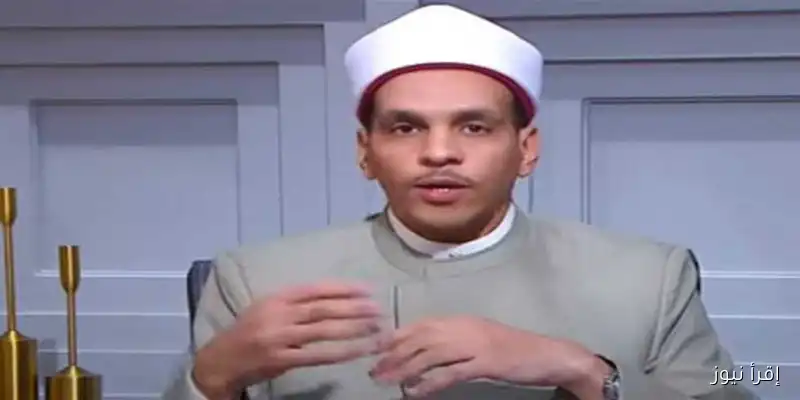 طفل يسأل: لماذا نحتفل بالمولد النبوي بشراء الحلوى؟ أمين الفتوى يوضح الإجابة