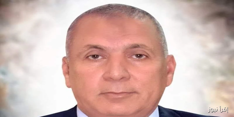 محافظ الوادي الجديد يعلن عن مبادرة لتقديم رحلات عمرة مجانية لقدامى المحاربين