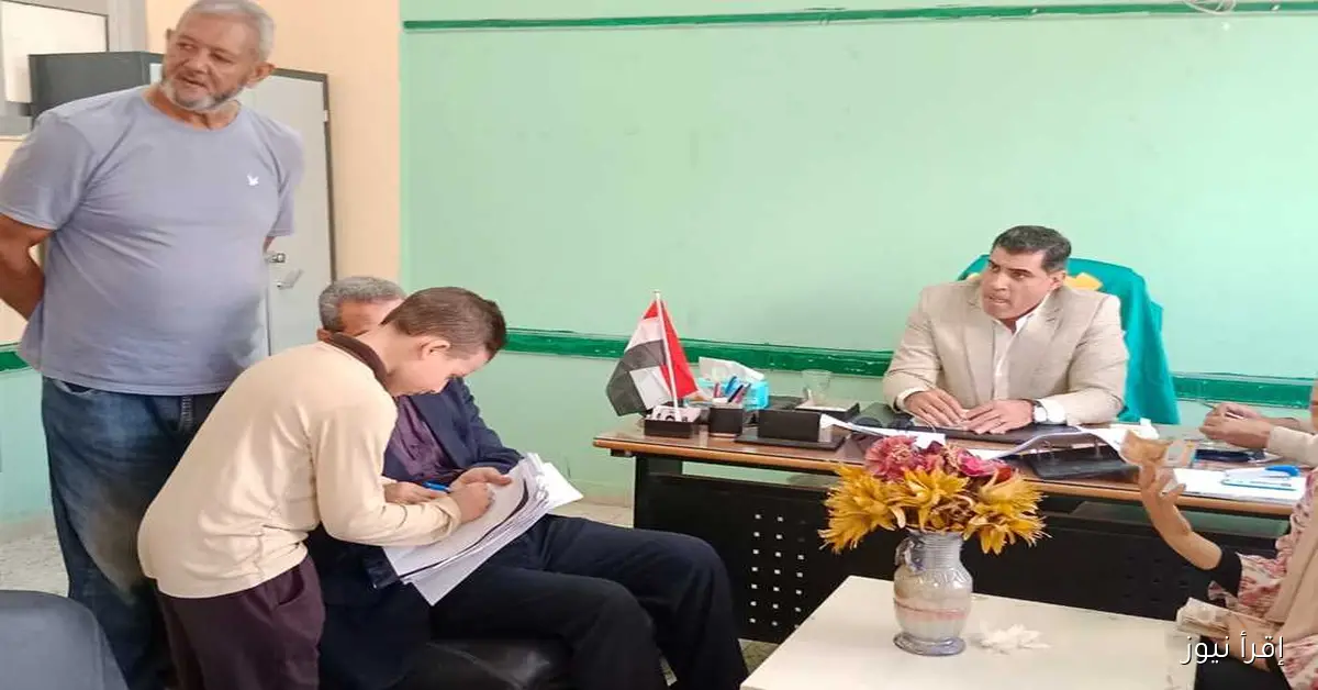تحقيقات مثيرة في القليوبية: إحالة مدير ومسؤول توريدات في مجمع مدارس بسبب لغز الـ 10 جنيهات