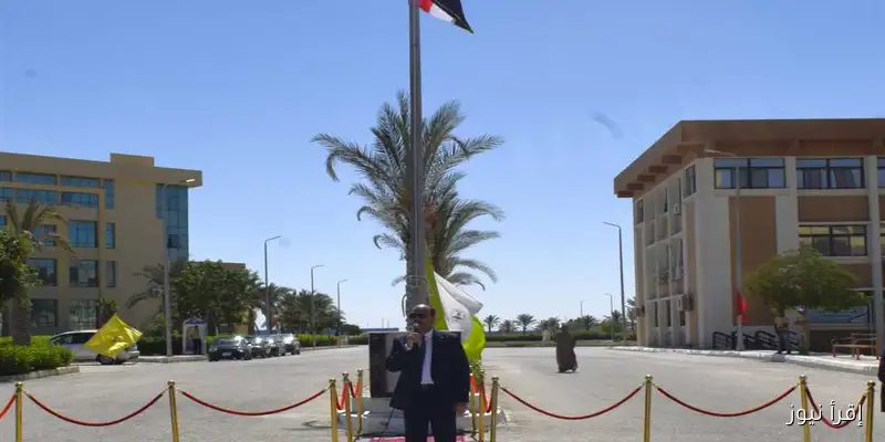 جامعة العريش ترحب بالطلاب الجدد في أول يوم دراسي: بداية مفعمة بالحماس!