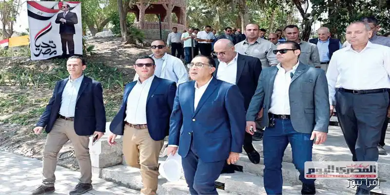 رئيس الوزراء يقوم بجولة تفقدية لمشروعات إحياء القاهرة التاريخية