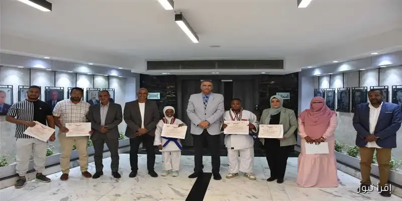 محافظ أسوان يحتفي بأبطال الجودو بعد تحقيقهم مراكز متقدمة في البطولة العربية للأندية بالإسكندرية