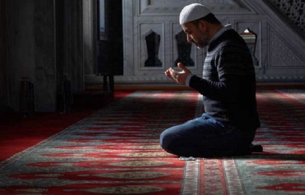 مواقيت الصلاة في مصر غداً الجمعة 26 سبتمبر 2025: الفجر في الإسكندرية الساعة 5:23