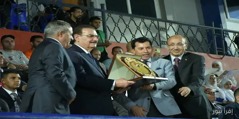 وزير الشباب والرياضة يكرم رموز اتحاد الشركات الراحلين خلال افتتاح دورة الأولمبياد في بورسعيد