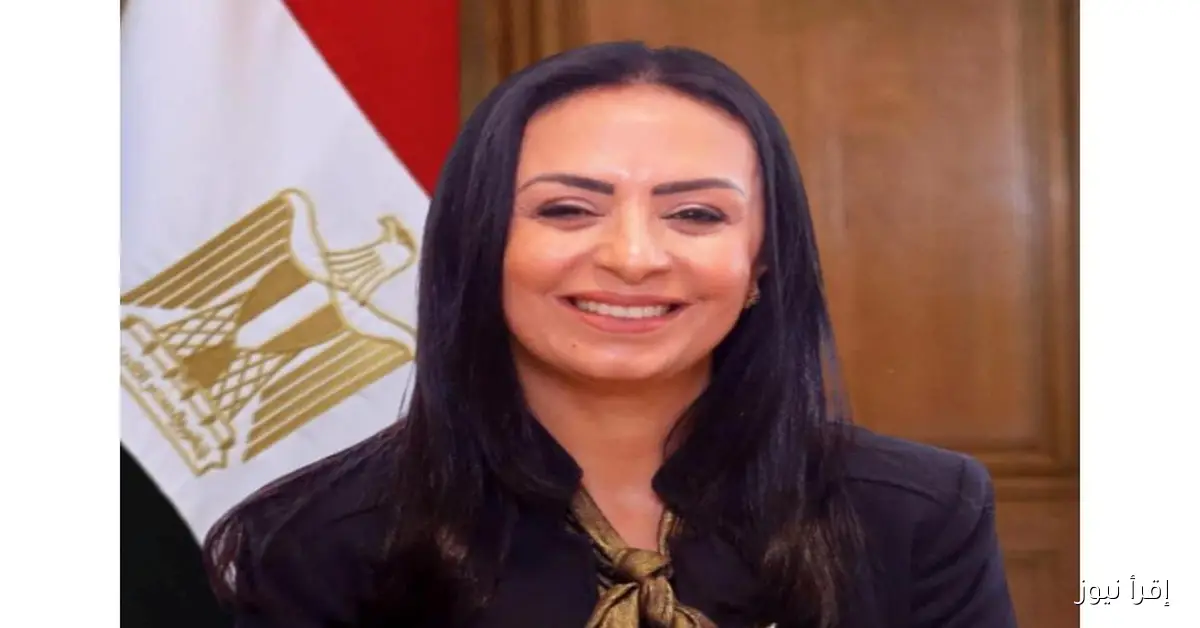 وزيرة التضامن تتابع تأثيرات حادث مصنع المحلة وتوجه بصرف مساعدات مالية لأسر الضحايا
